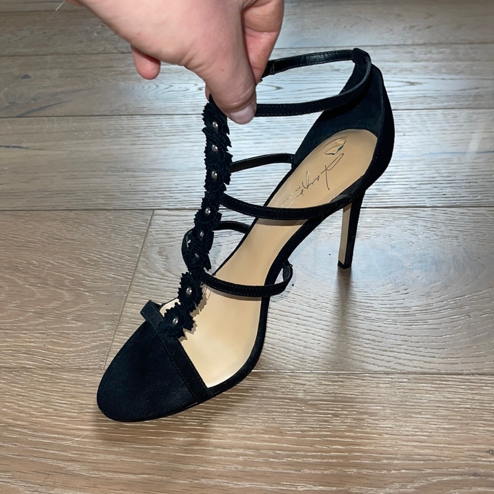 Daya heels. Size 10. Lightly Worn